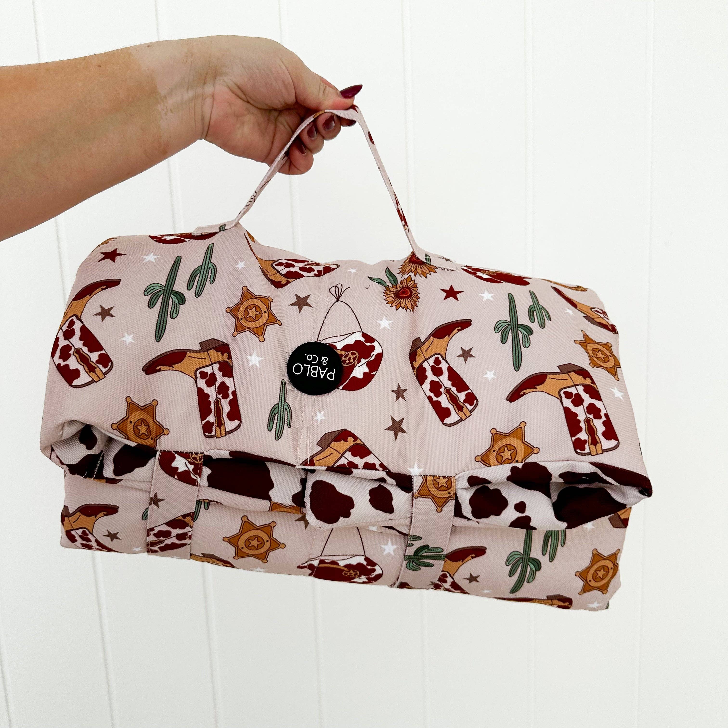 Deluxe Travel Mat: Howdy / Rodeo