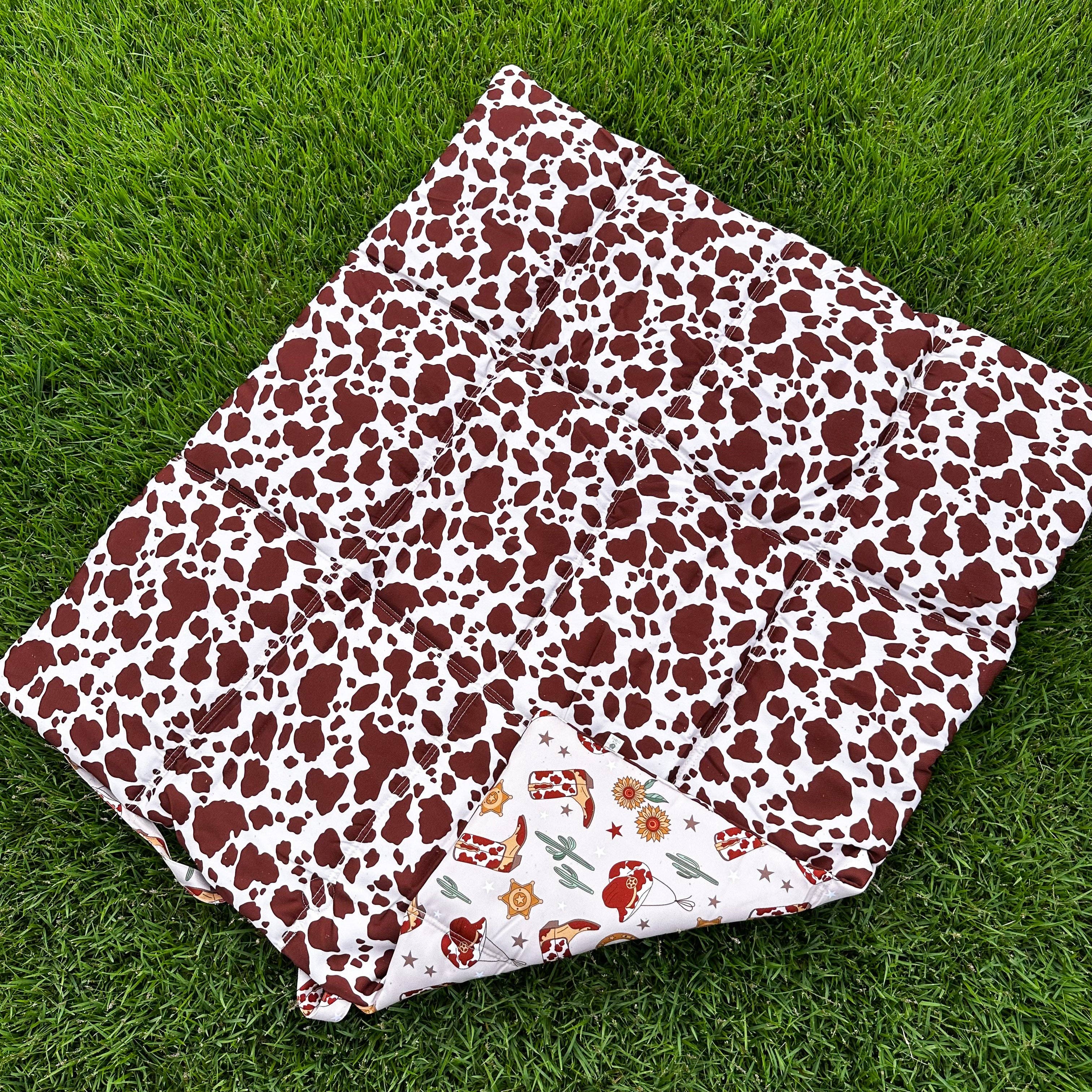 Deluxe Travel Mat: Howdy / Rodeo