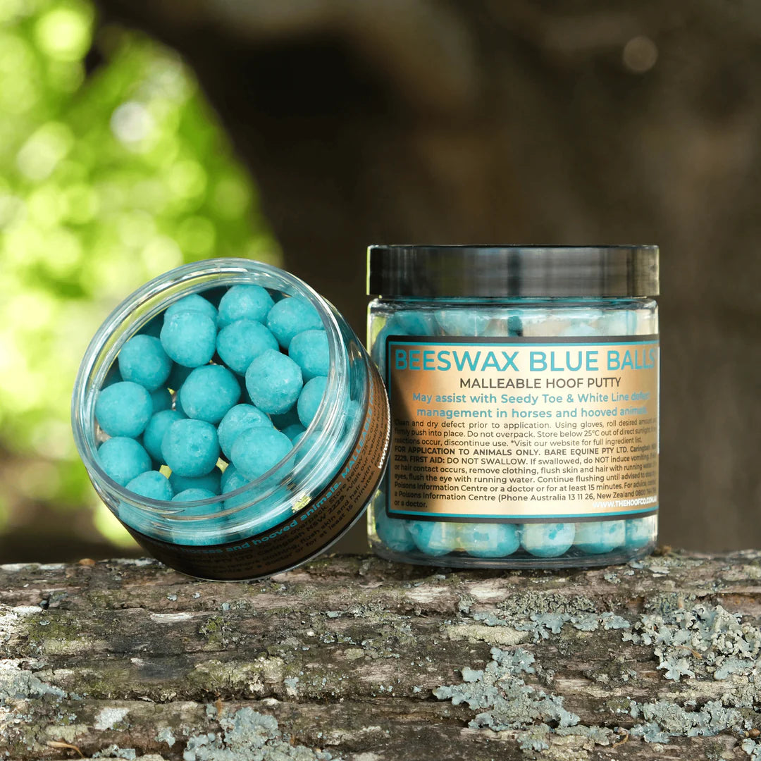 The Hoof Co Beeswax BLUE Balls for Seedy Toe & White line defects