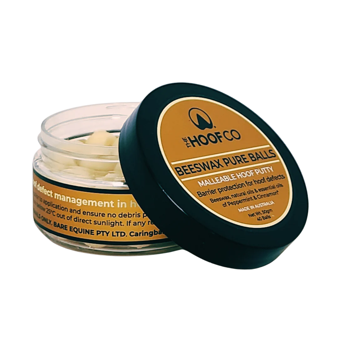 The Hoof Co Beeswax PURE Balls - Hoof defect management