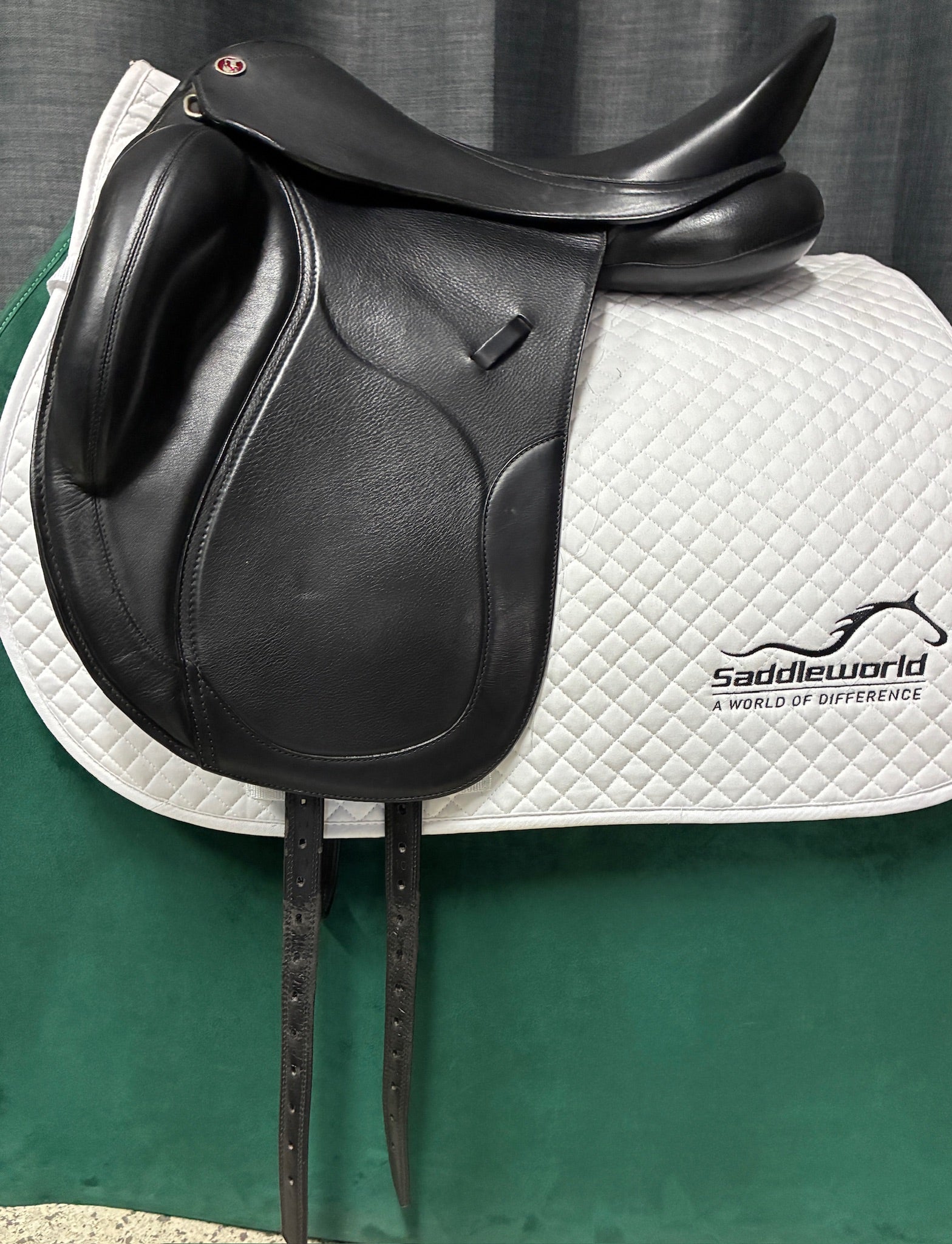 Pre-Loved Kieffer Rotterdam Dressage Saddle