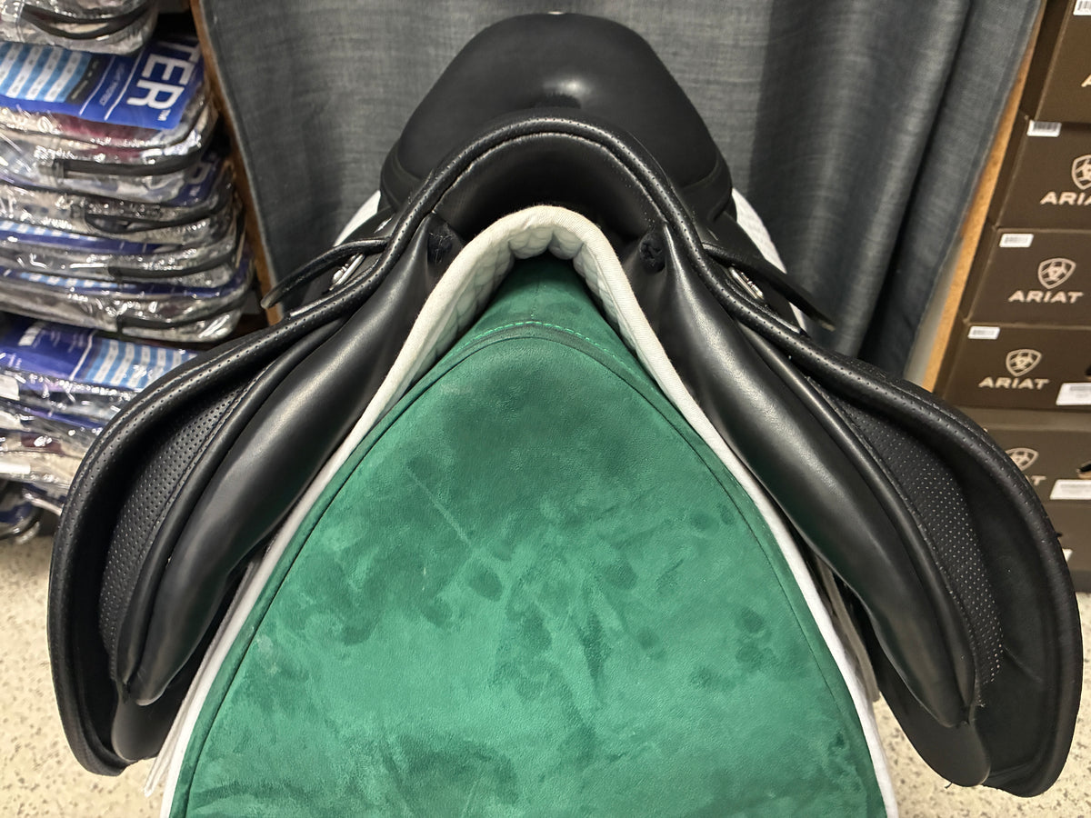 Pre-Loved Prestige X-Breath Jump