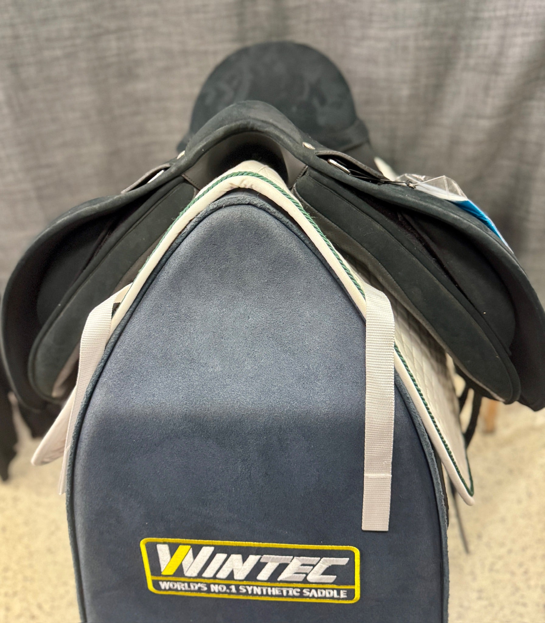 Pre-Loved Wintec Pro Wide Dressage Saddle 16.5"