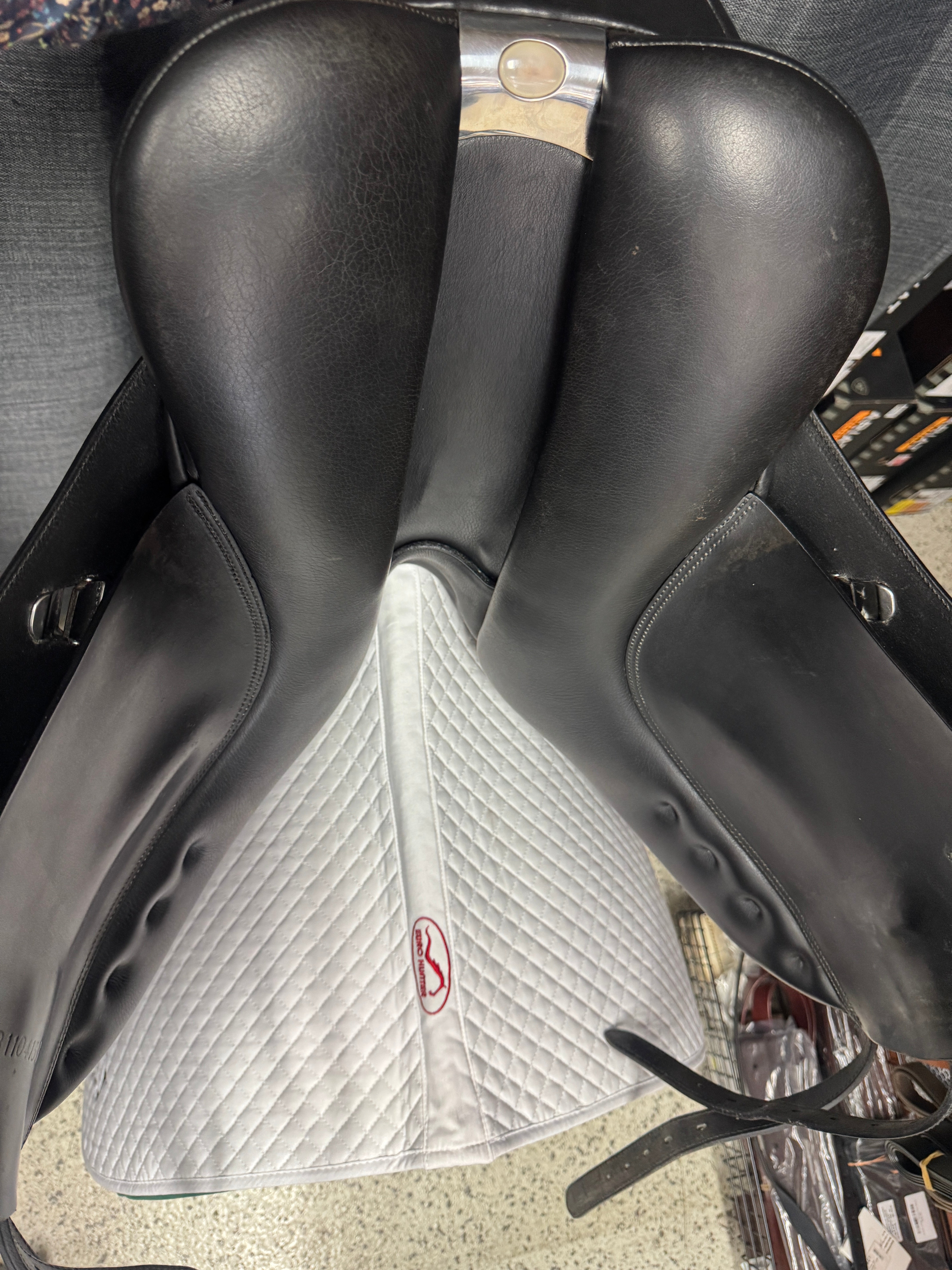 Pre-loved Bates Innova Monoflap Dressage