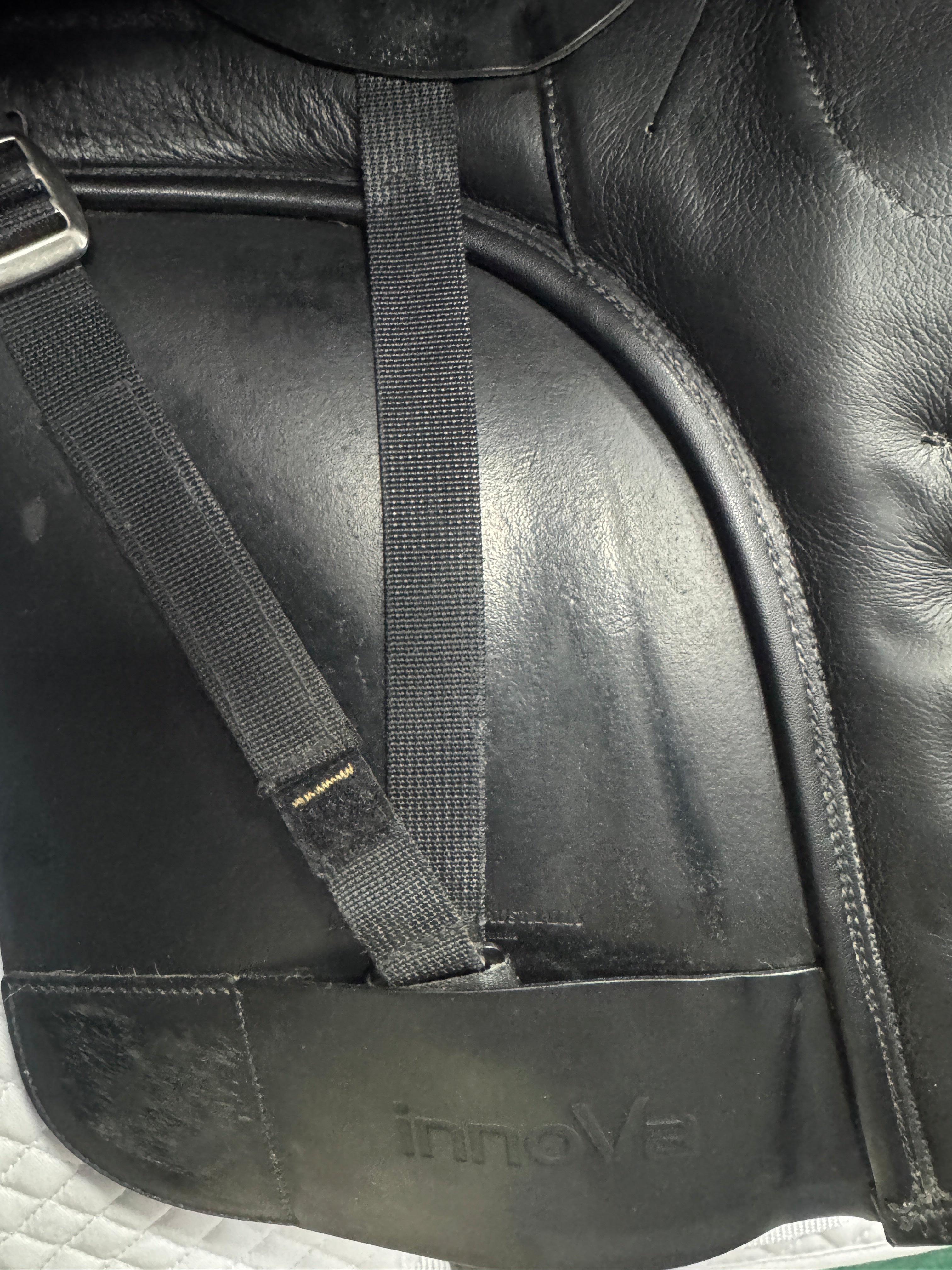 Pre-loved Bates Innova Monoflap Dressage