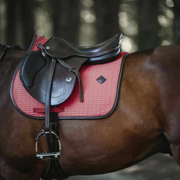 Kentucky Saddle Pad Leather Jump - Corale