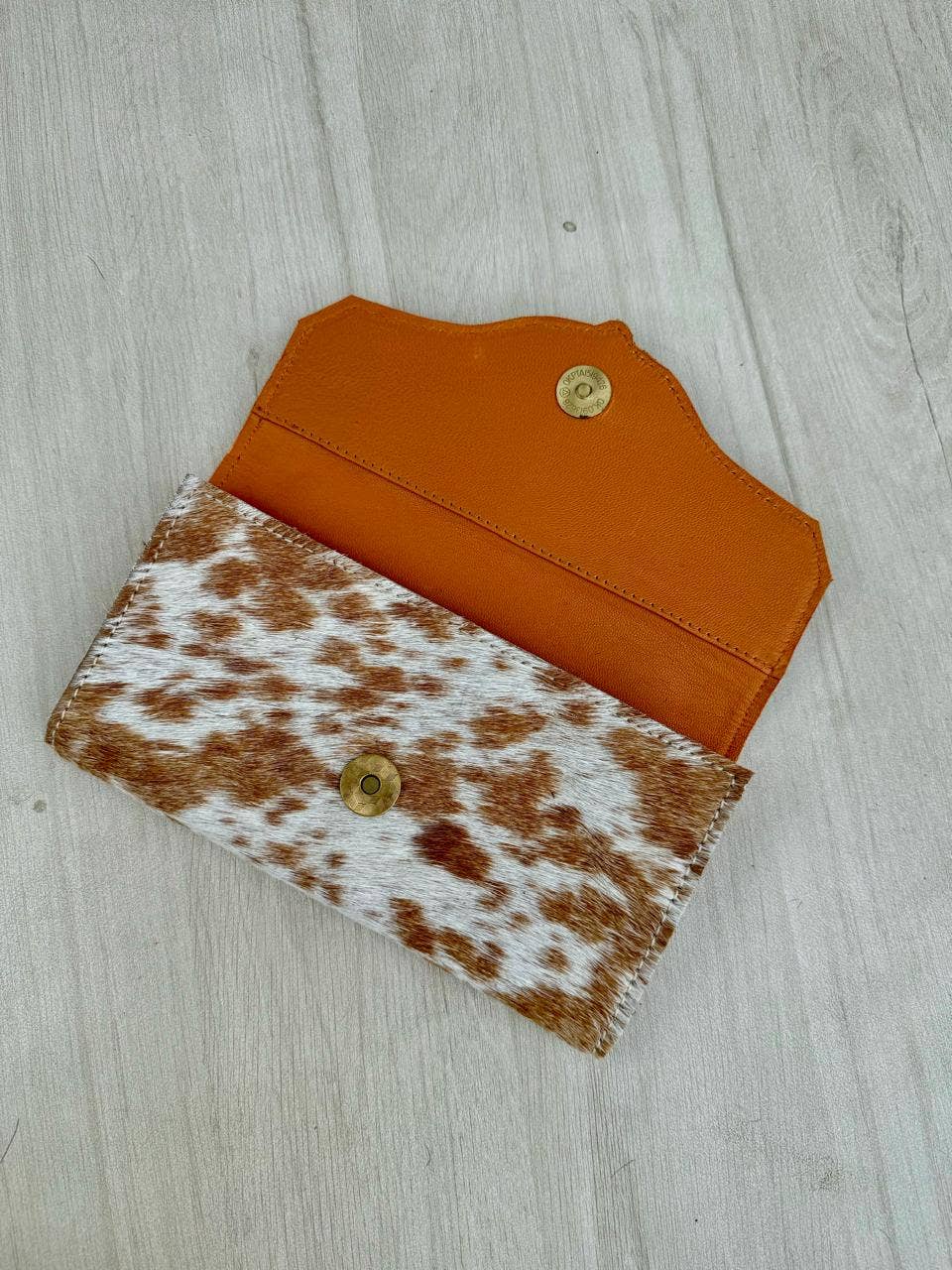 Cowhide Tooling Lthr Wallet Wth Turq Stonework – Eden (AW30)