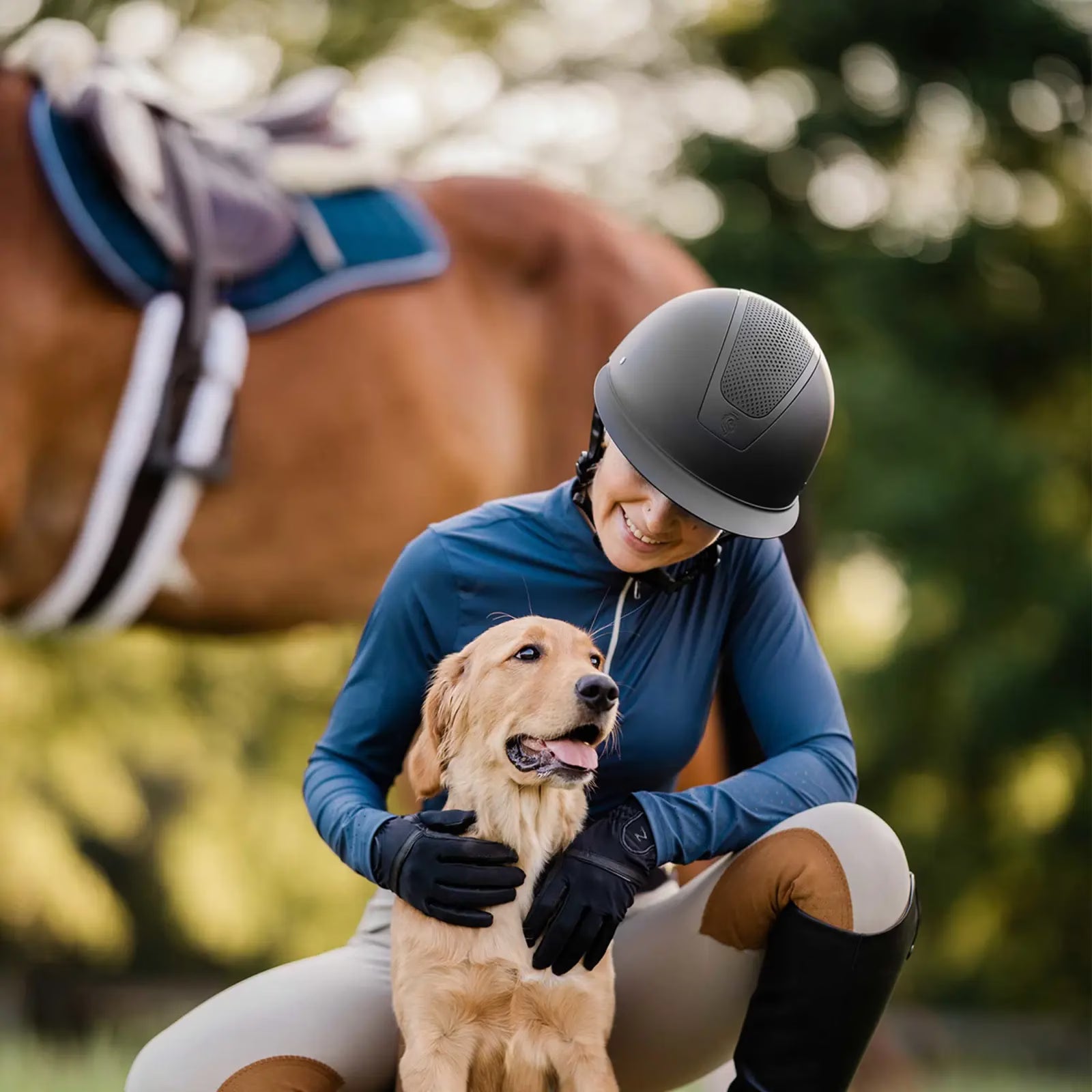 Equinavia Crown MIPS Helmet