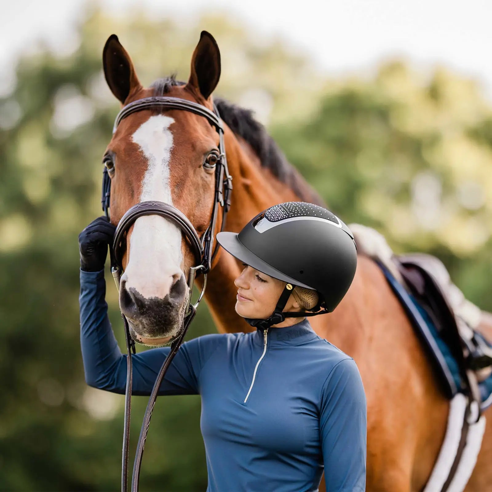 Equinavia Crown MIPS Helmet