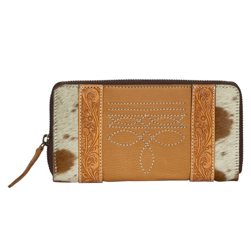 The Design Edge Moore Cowhide & Tooling Leather Boot Stitch Zip Wallet (AW32)