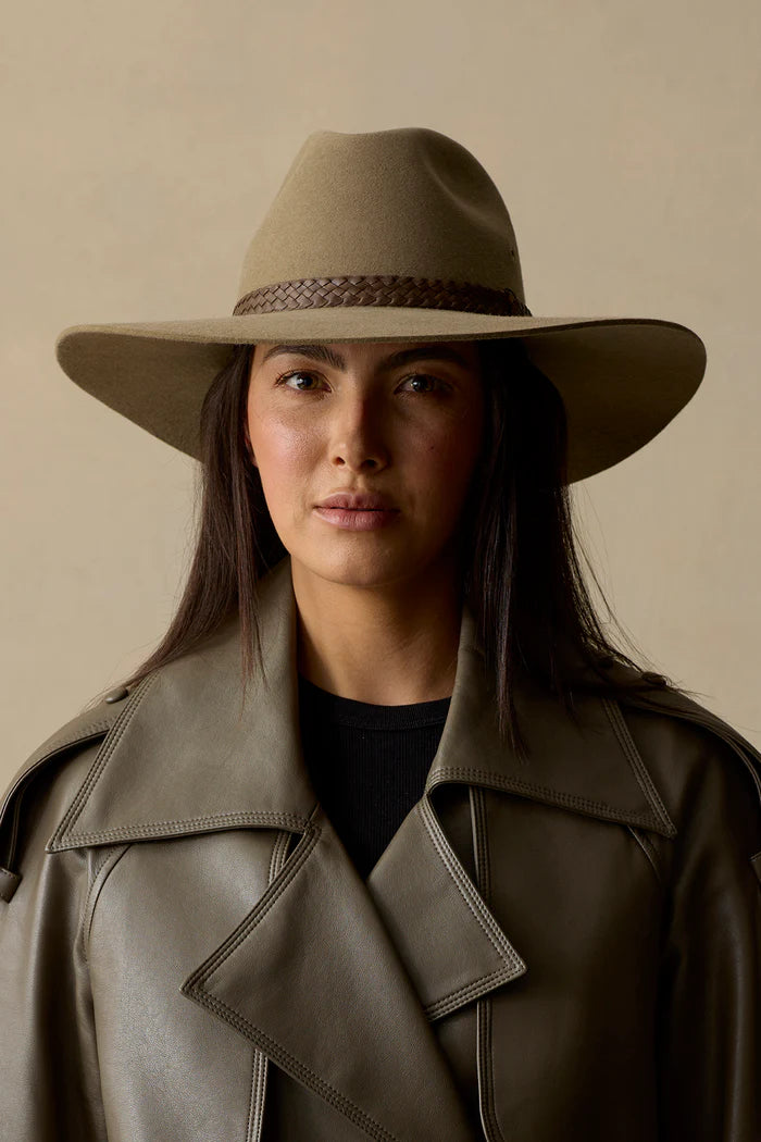 Akubra Riverina Bran
