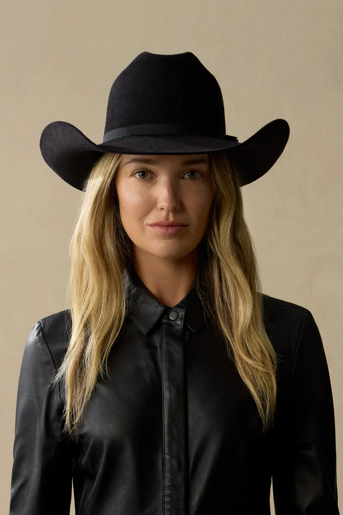 Akubra Outback Club
