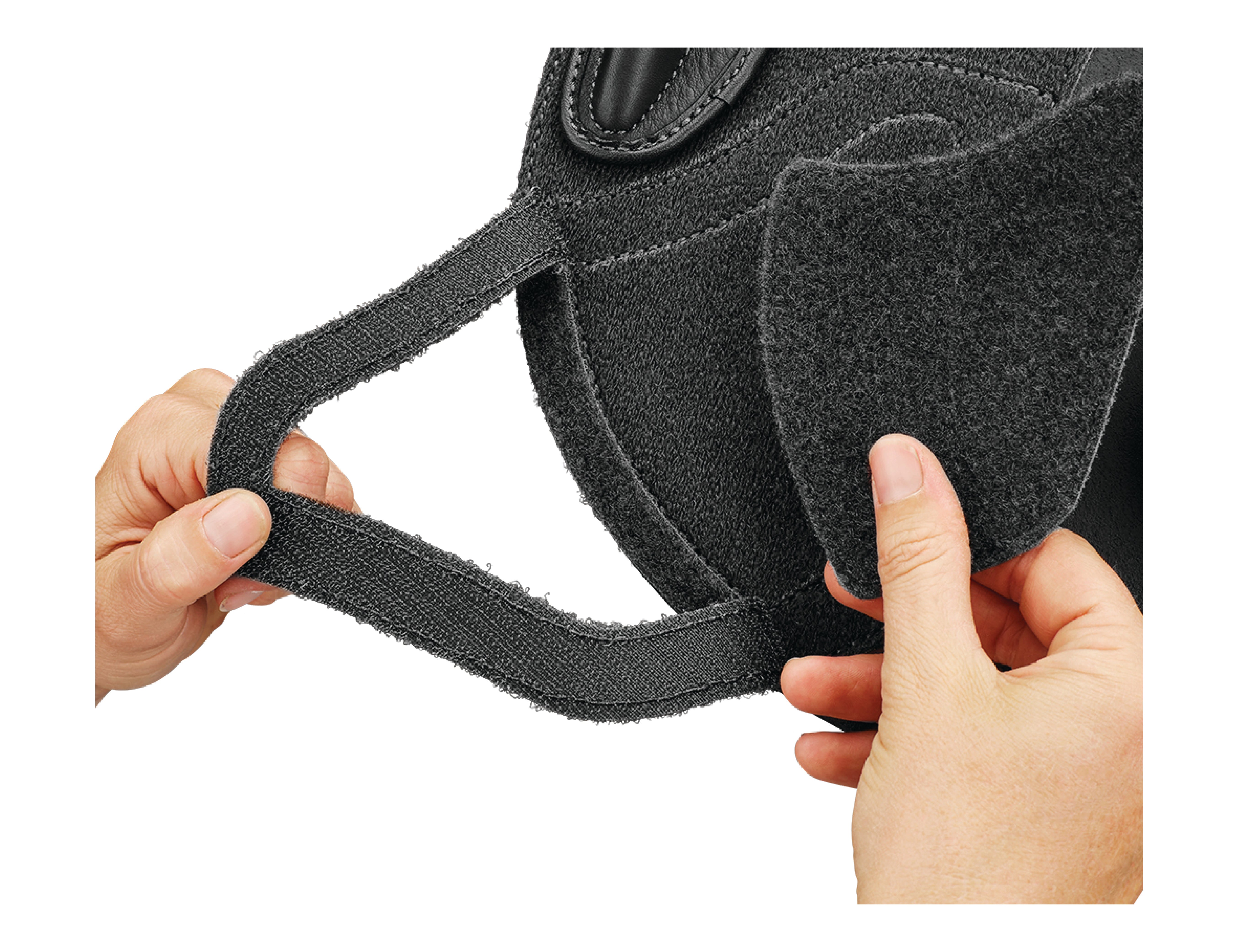 Bates Apex Jump Saddle