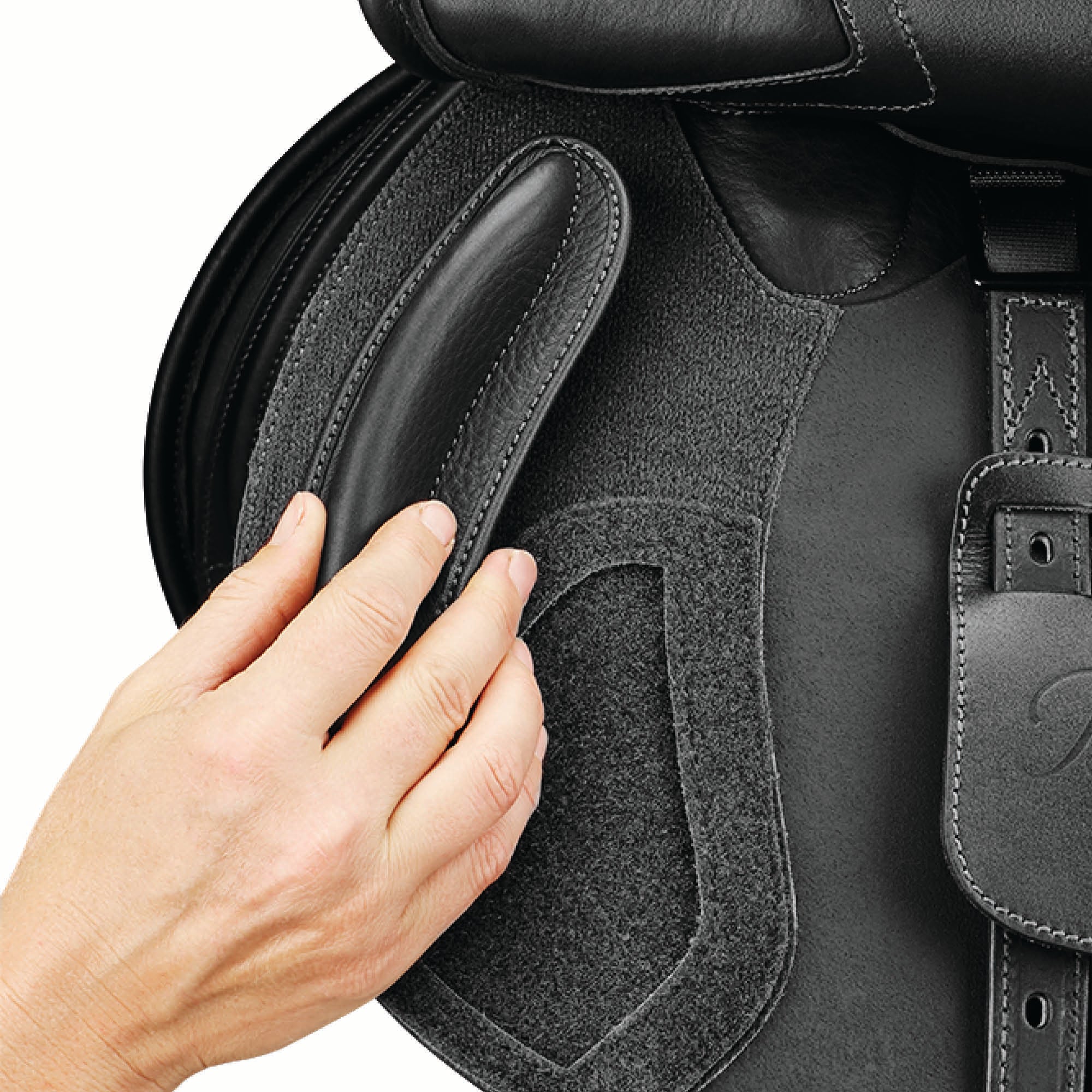 Bates Apex Jump Saddle