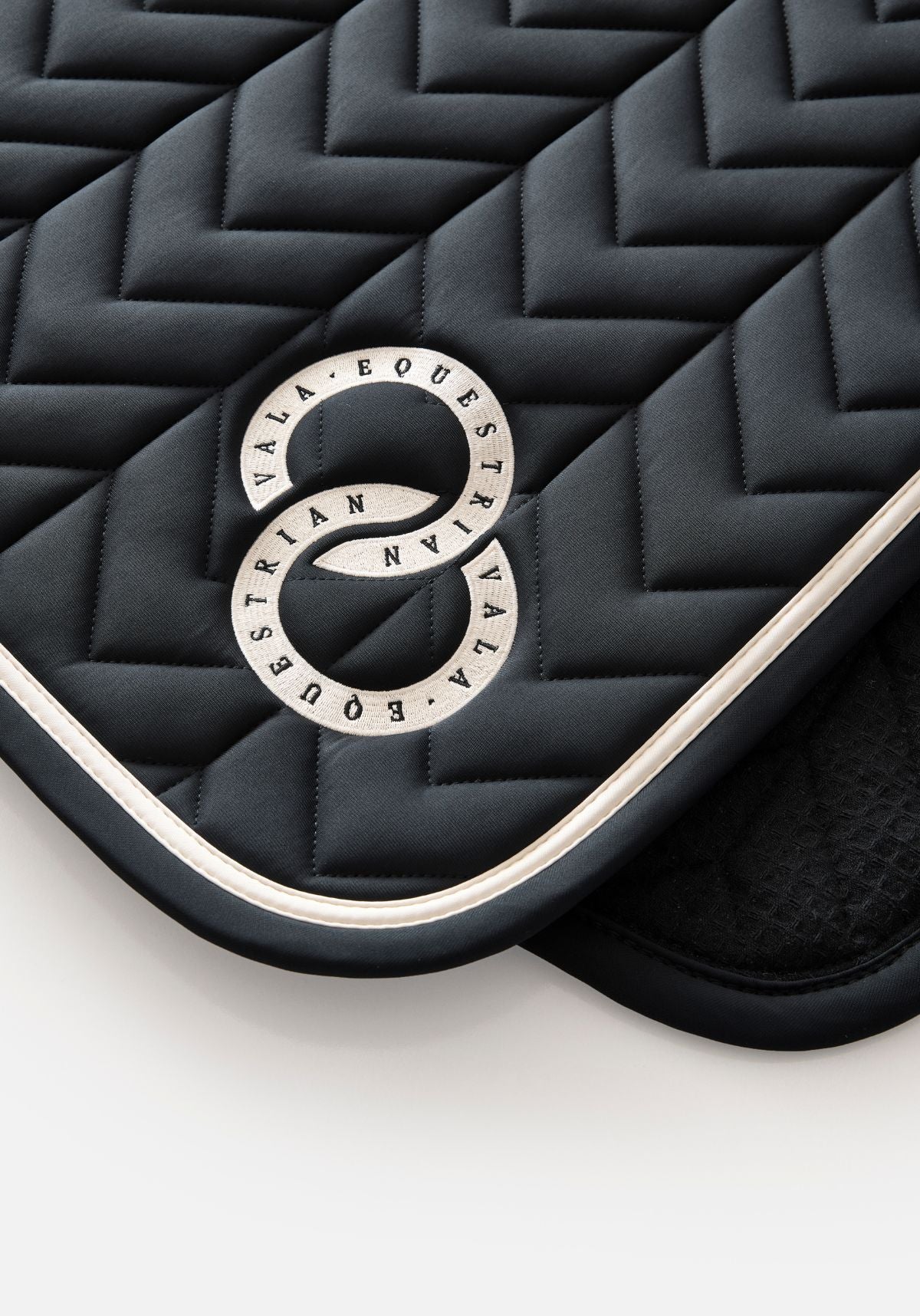 VALA Super Luxe Dressage Saddle Pad