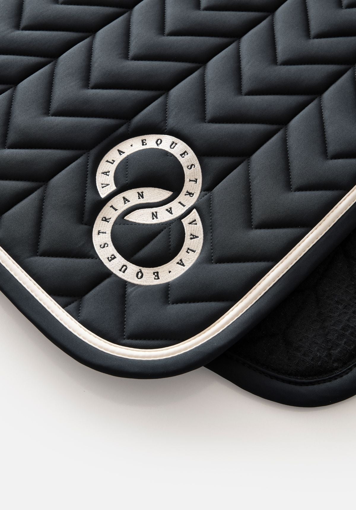 VALA Super Luxe Jump Saddle Pad