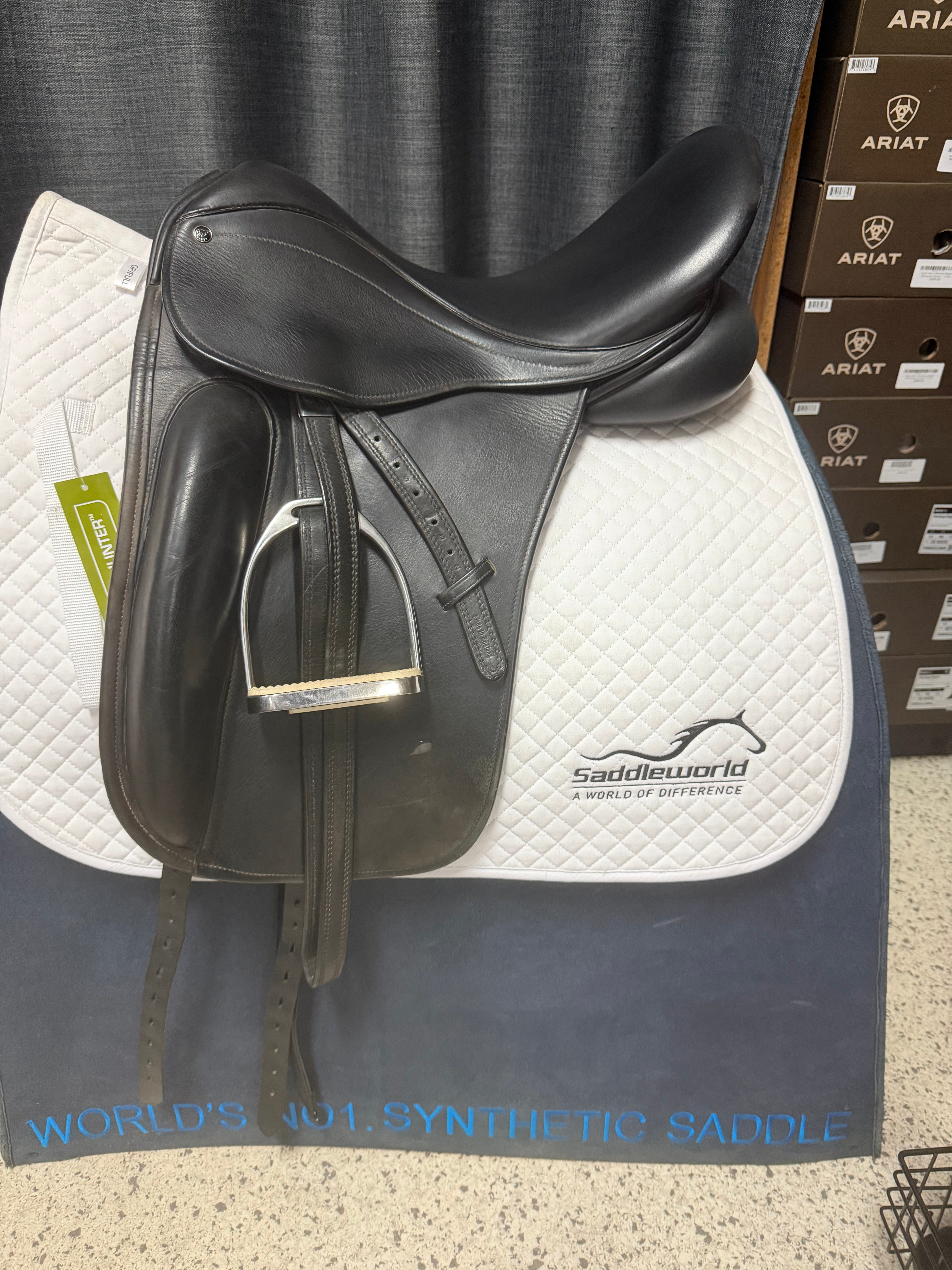 Pre-loved County Perfection