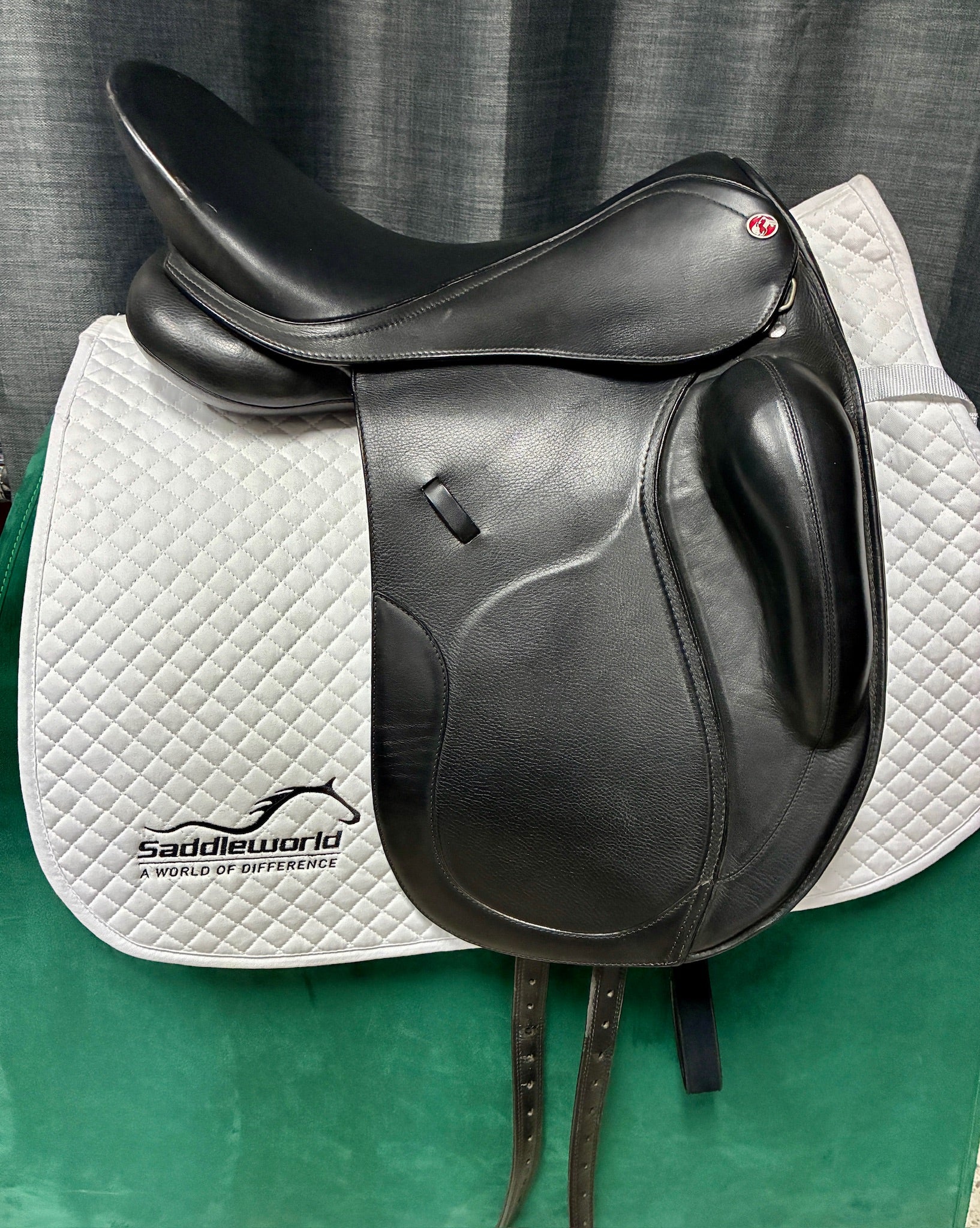 Pre-Loved Kieffer Rotterdam Dressage Saddle