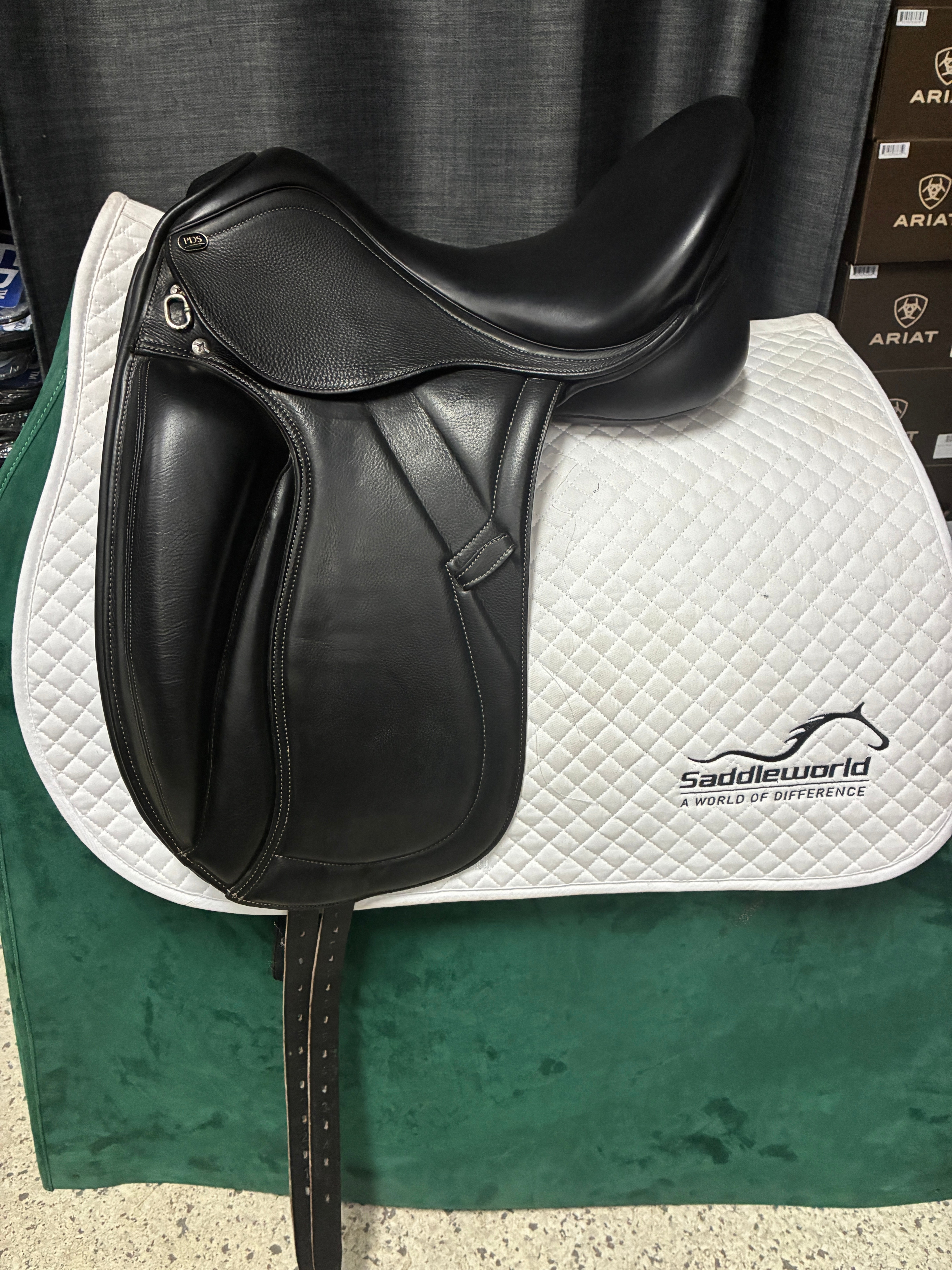 Pre-Loved PDS Carl Hester Grande