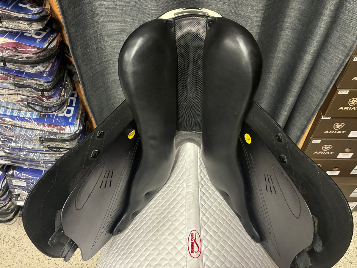 Pre-Loved Prestige X-Breath Jump