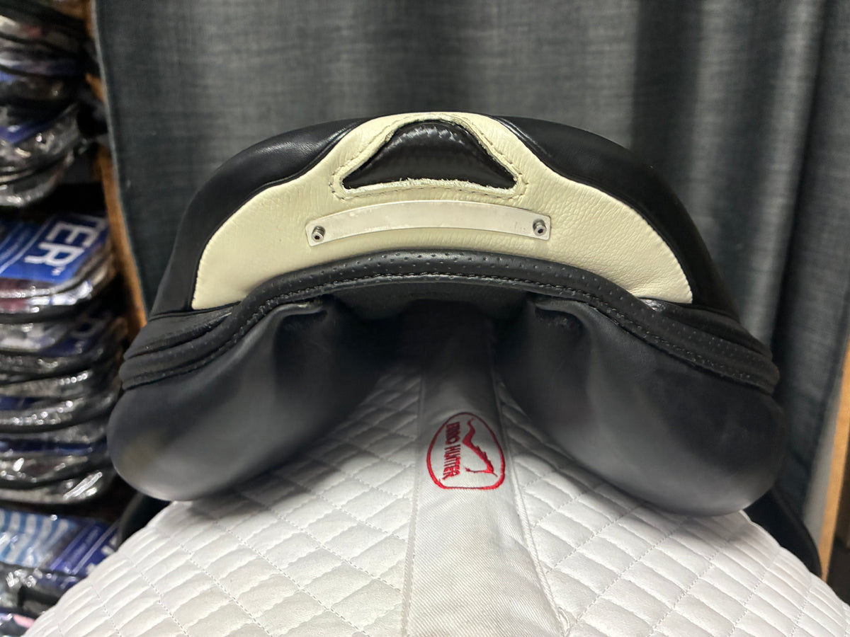 Pre-Loved Prestige X-Breath Jump