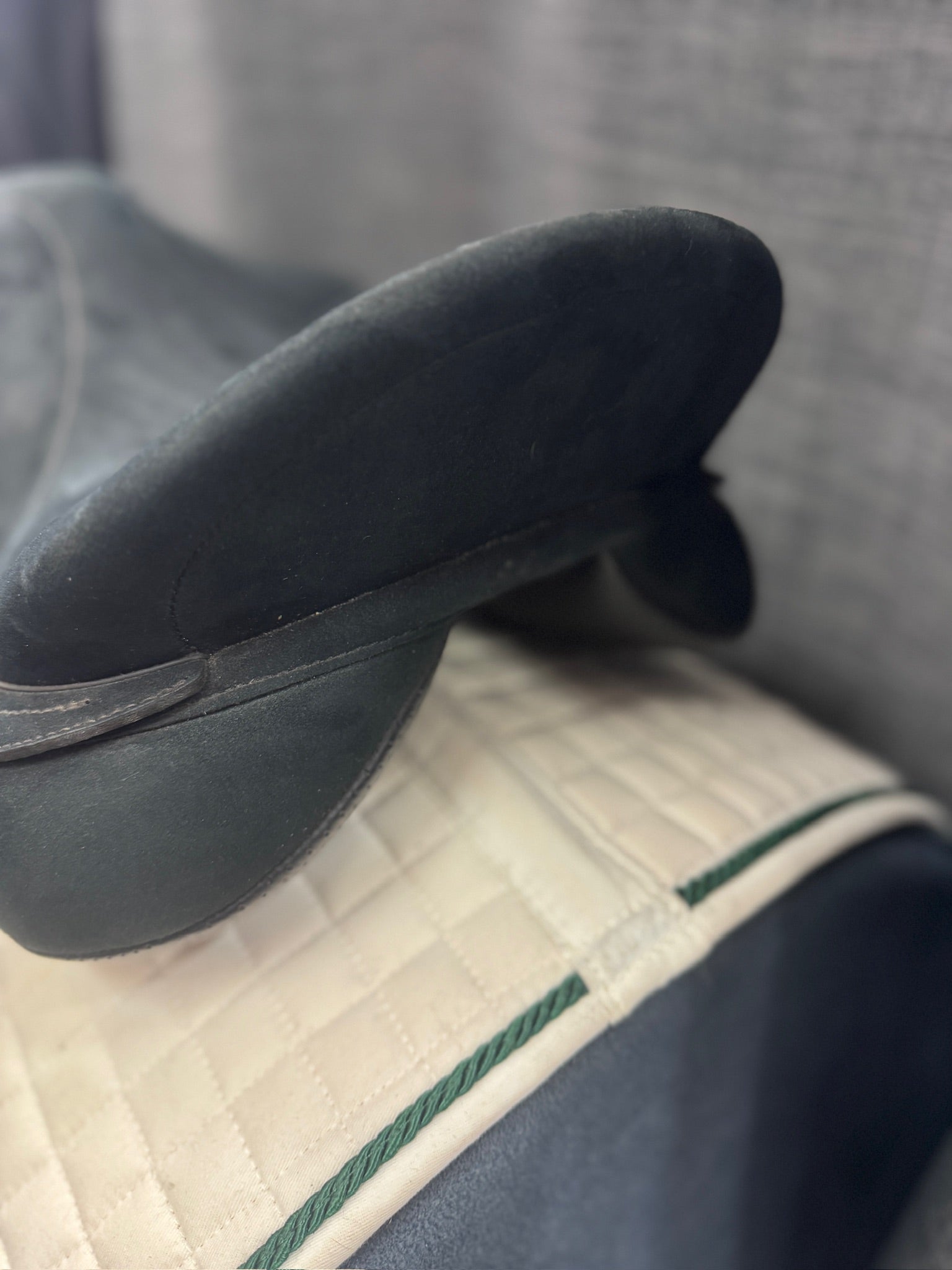 Pre-Loved Wintec Pro Wide Dressage Saddle 16.5"