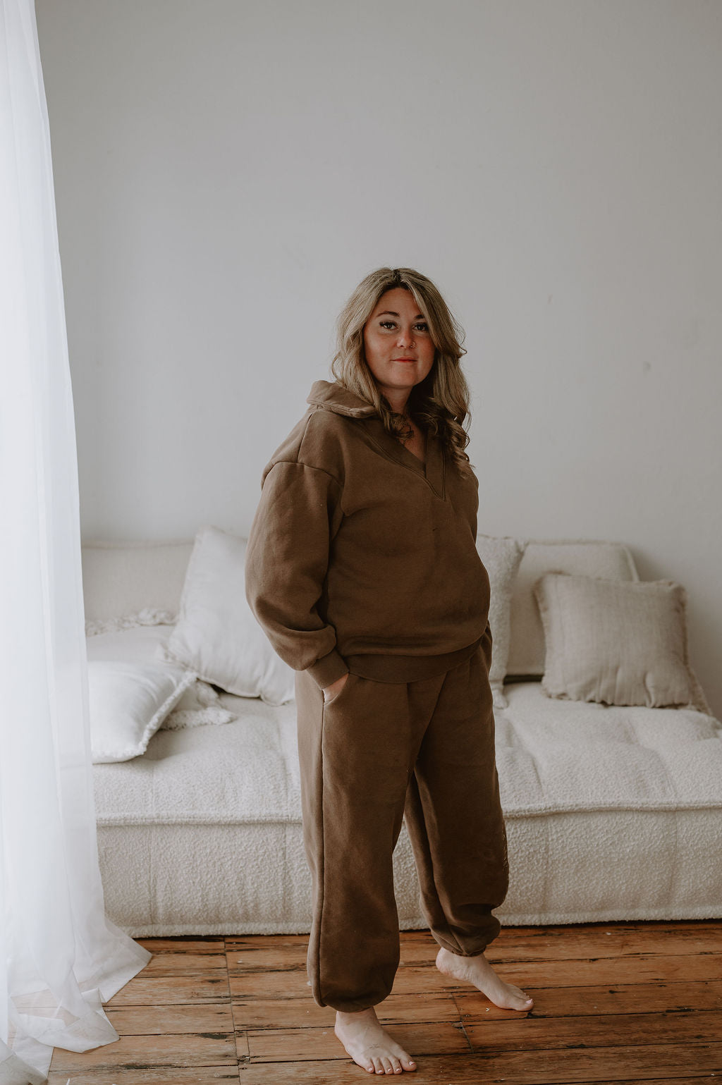 Cattle Yard Country Chocolate V Neck Jumper